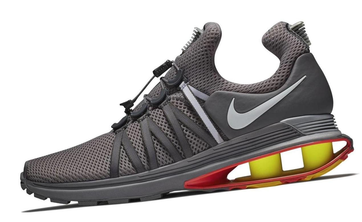Nike Shox Gravity