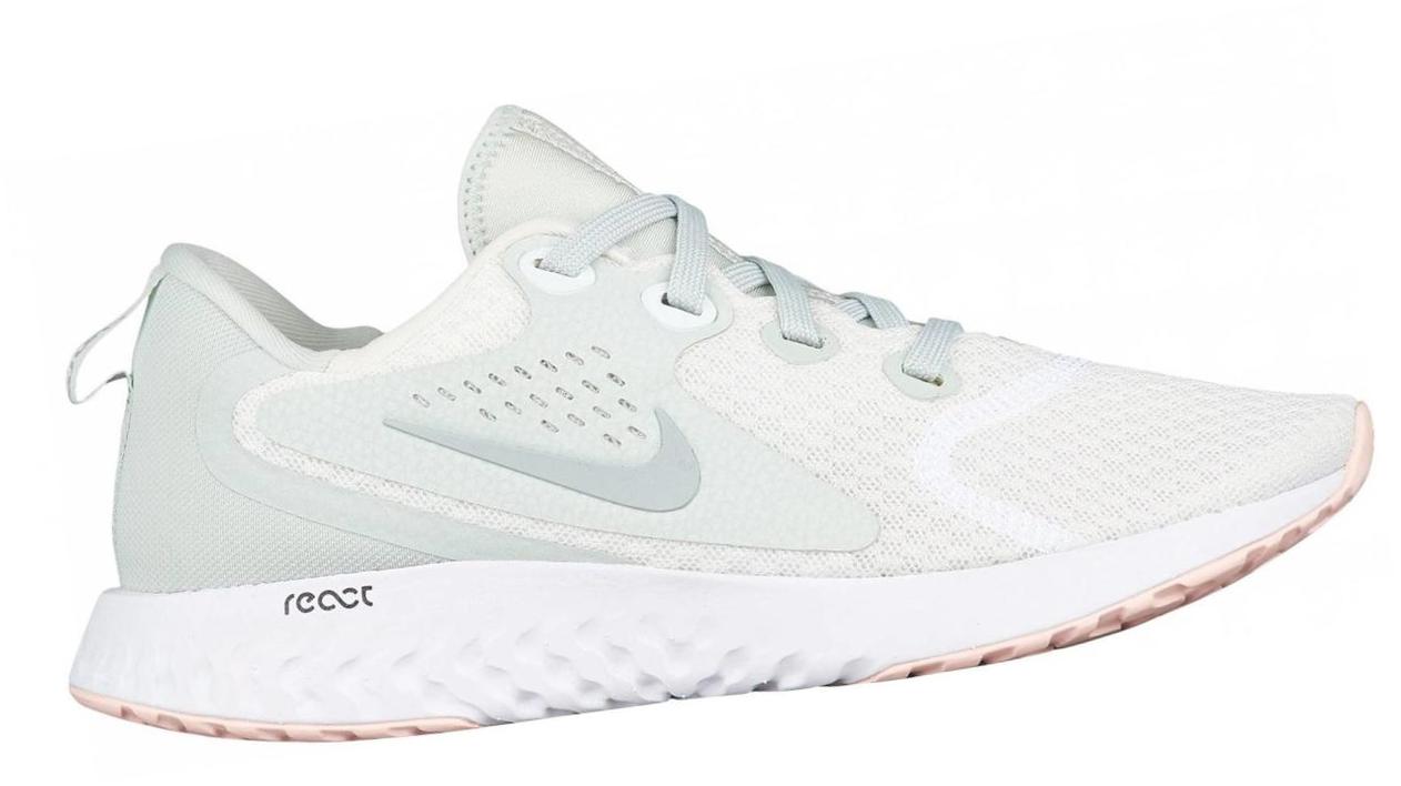 Nike Legend React