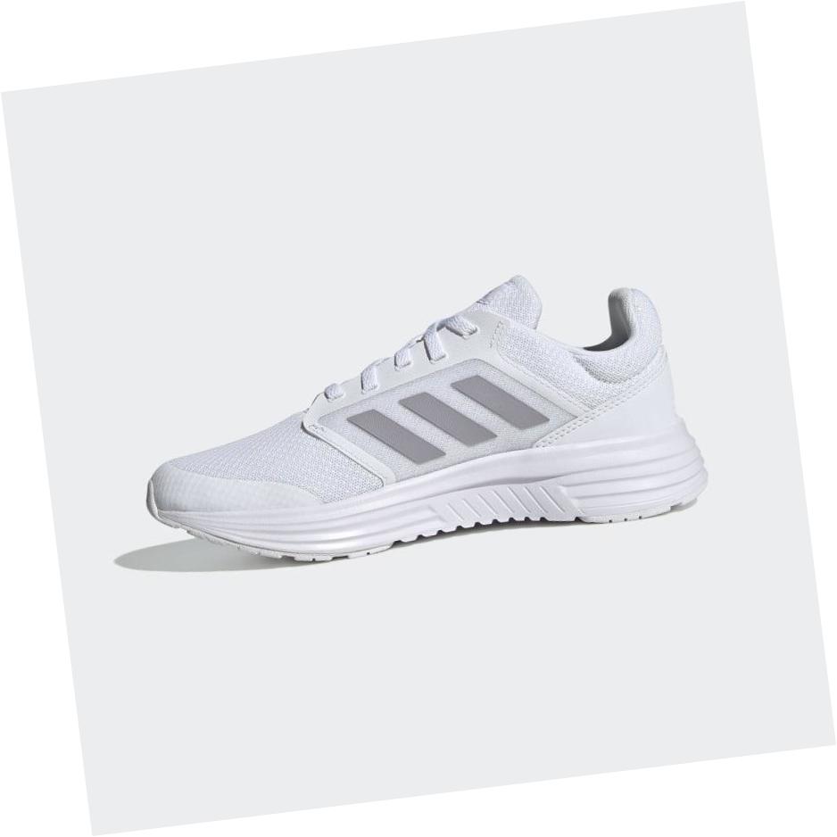 adidas для бега Galaxy 5 Cloud White / Glory Grey / Core Black