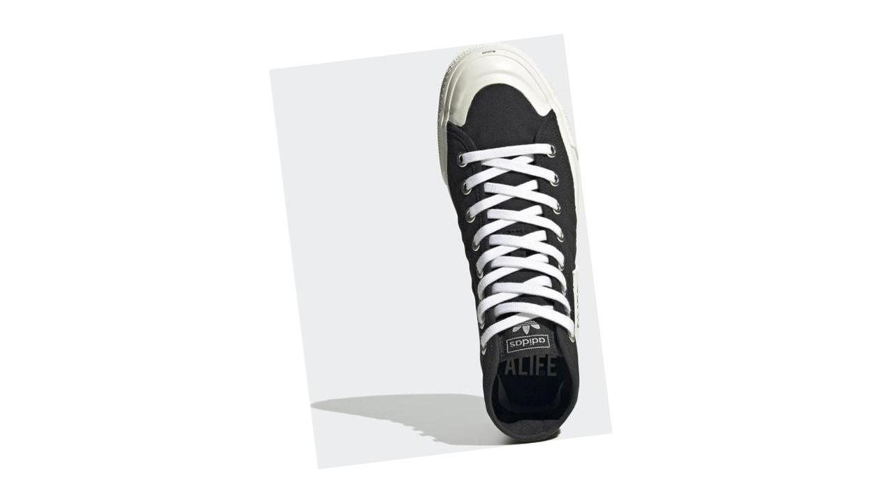 adidas Кроссовки Core Black / Off White / Off White