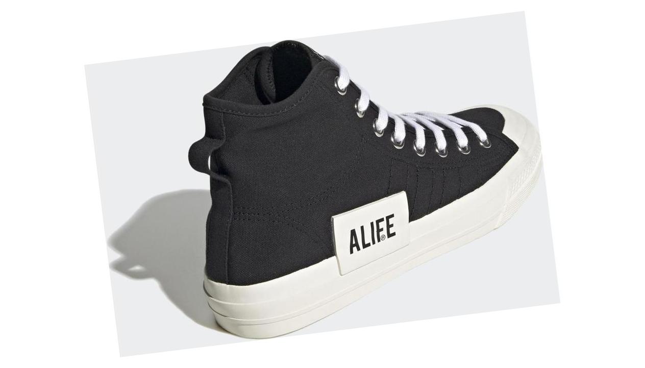 adidas Кроссовки Core Black / Off White / Off White