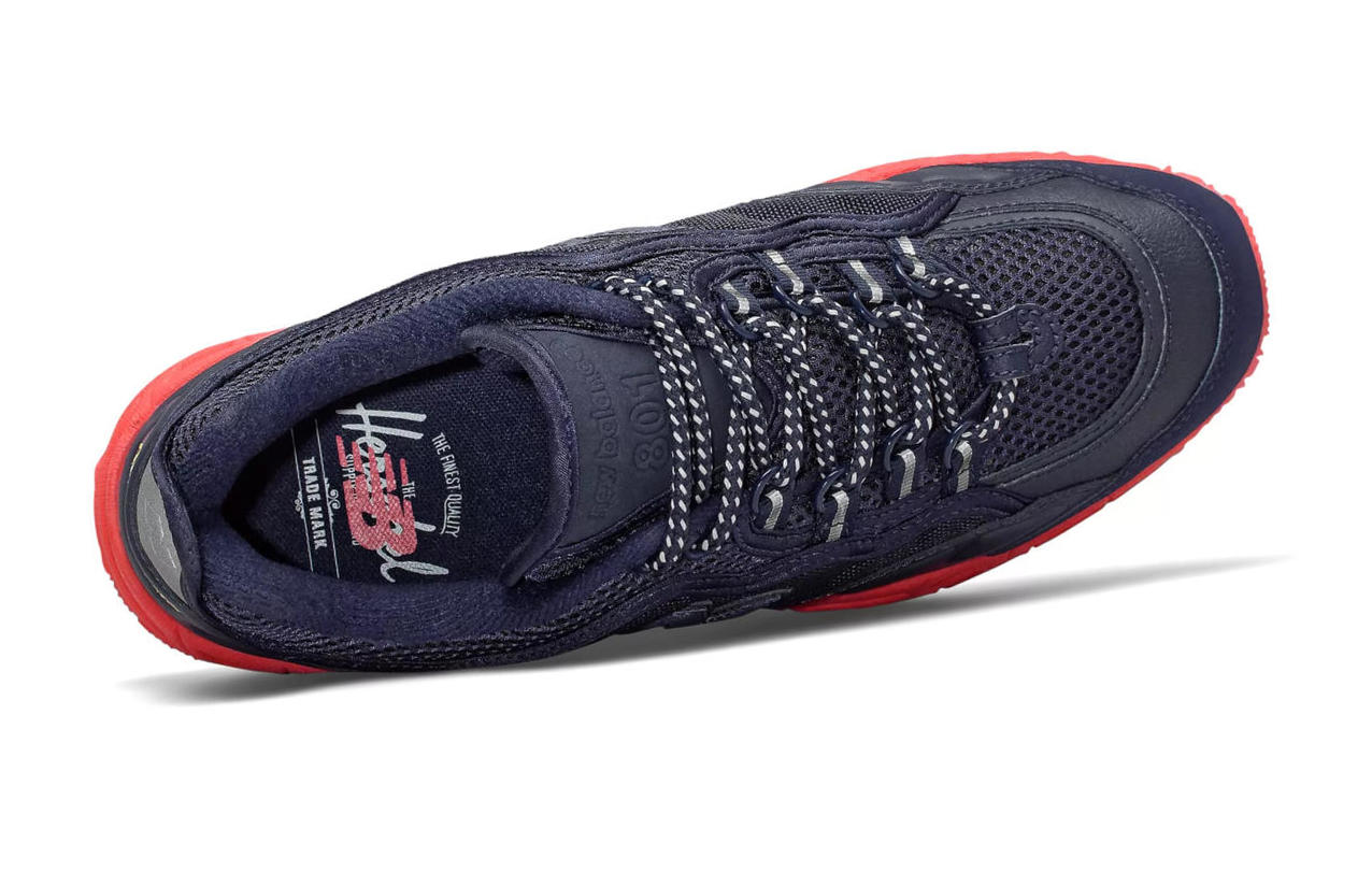 NB x Herschel 801 
								Navy / Red