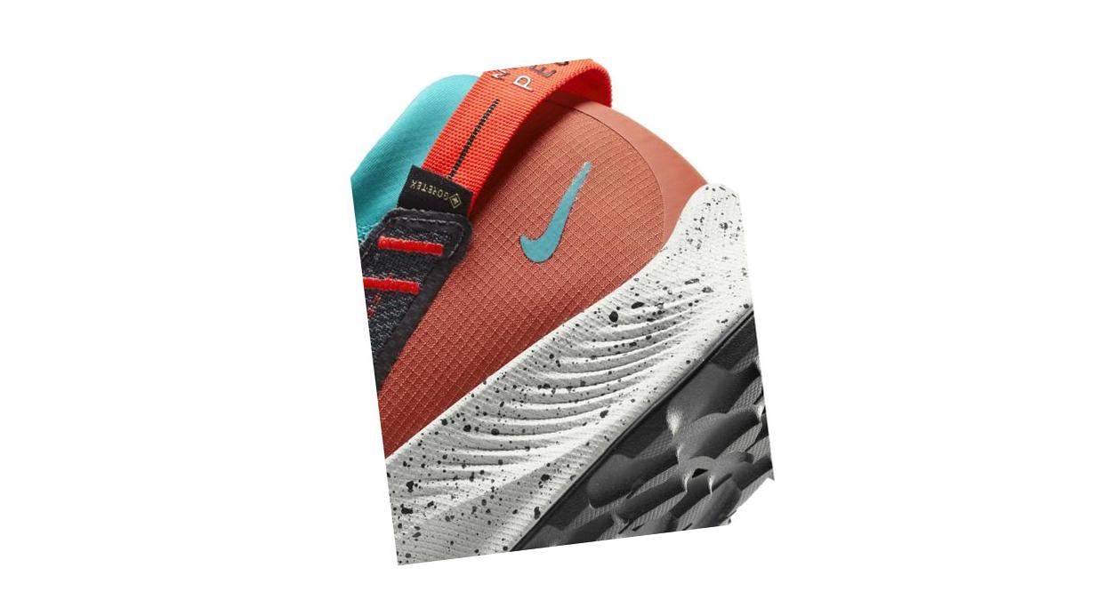 Nike Pegasus Trail 2 GORE-TEX Dark Smoke Grey/Martian Sunrise/Aquamarine/Bright Crimson