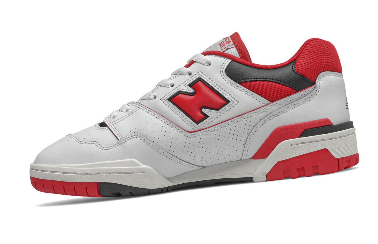 New Balance 550 
								White/Red&nbsp;BB550SE1