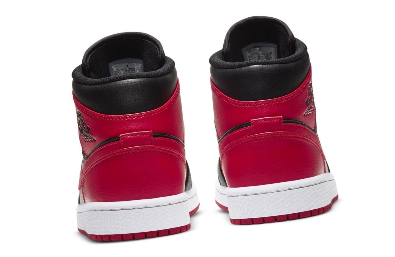 Air Jordan 1 Mid Black/White/Gym red 554724-074