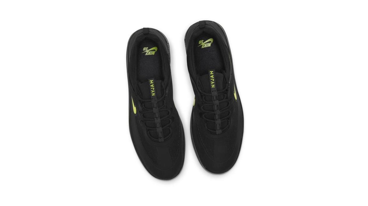 Nike SB Nyjah Free 2 Black/Black/Black/Cyber