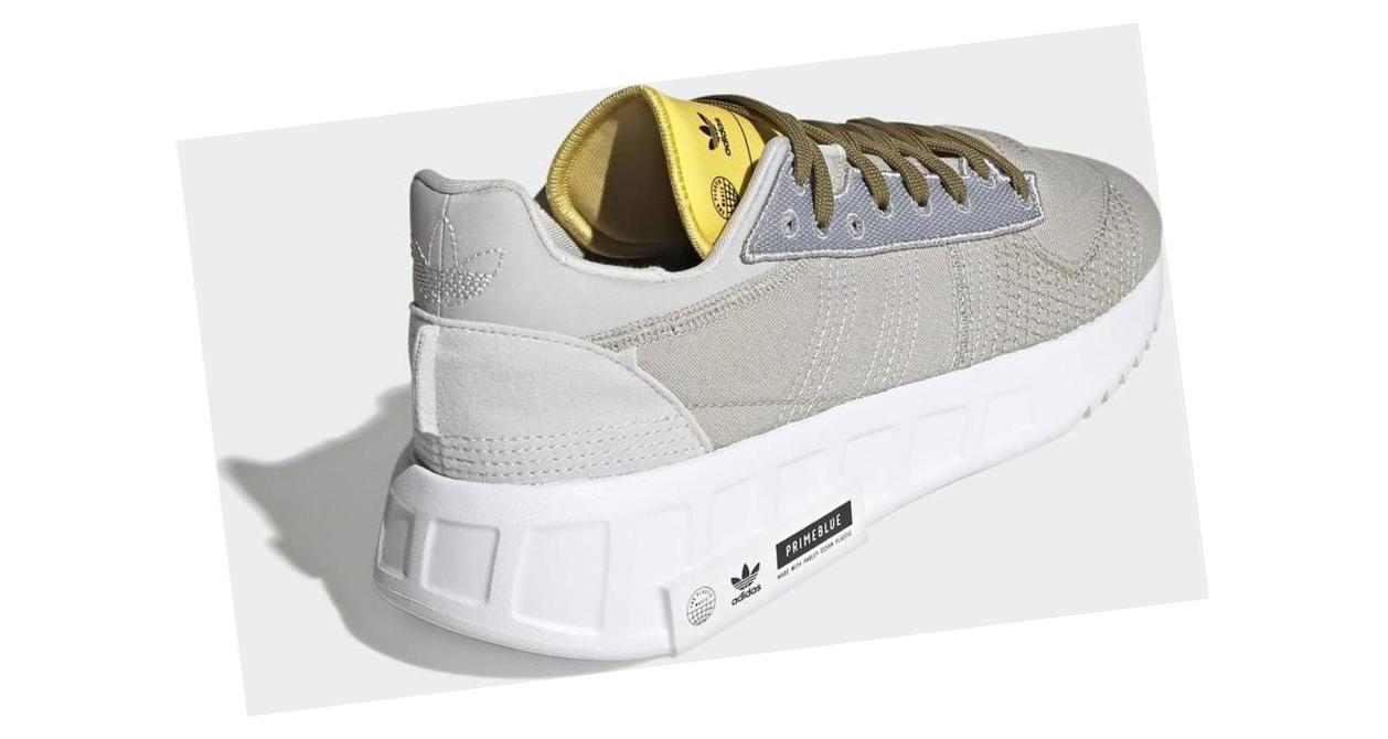adidas Geodiver Primeblue Sesame / Cloud White / Core Black
