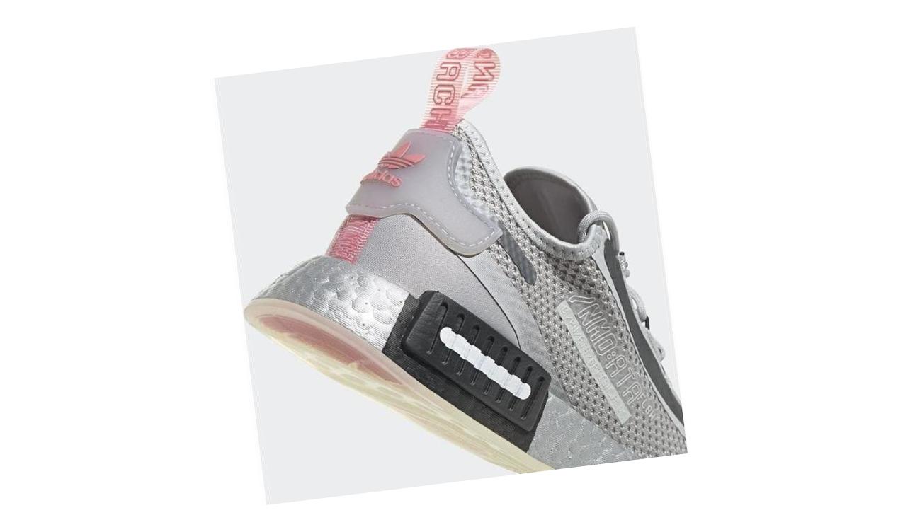 adidas NMD_R1 Spectoo Grey Two / Hazy Rose / Core Black