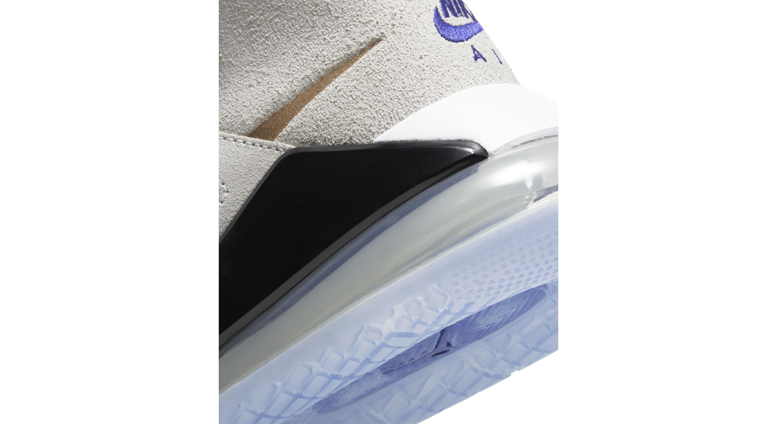 Jordan Mars 270 Summit White/Bright 